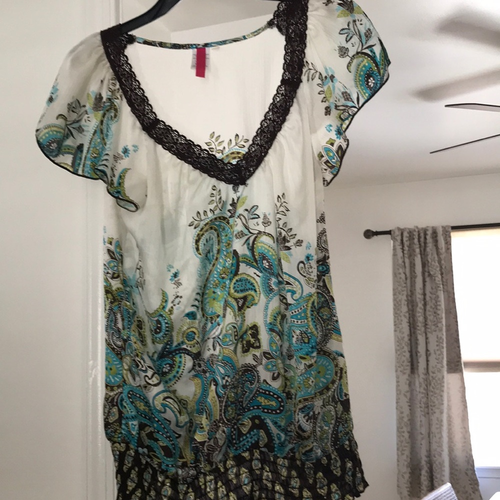 Women short sleeve top